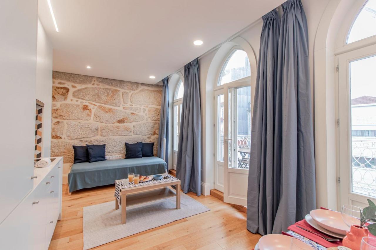 Sweet Studio Apartment W/ Big Balcony By Lovelystay Porto Kültér fotó