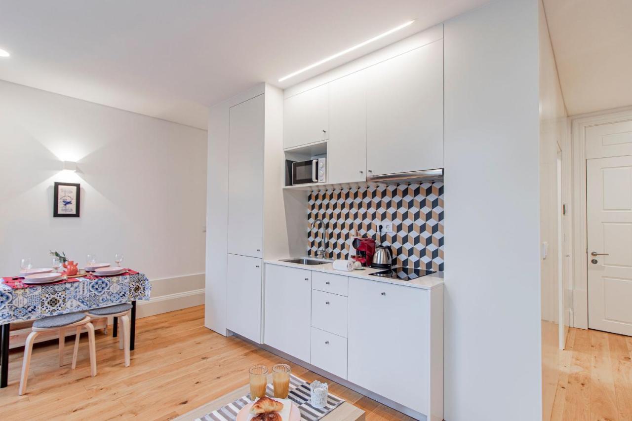 Sweet Studio Apartment W/ Big Balcony By Lovelystay Porto Kültér fotó