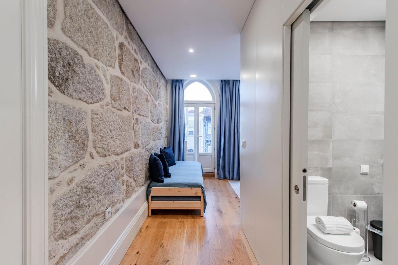 Sweet Studio Apartment W/ Big Balcony By Lovelystay Porto Kültér fotó