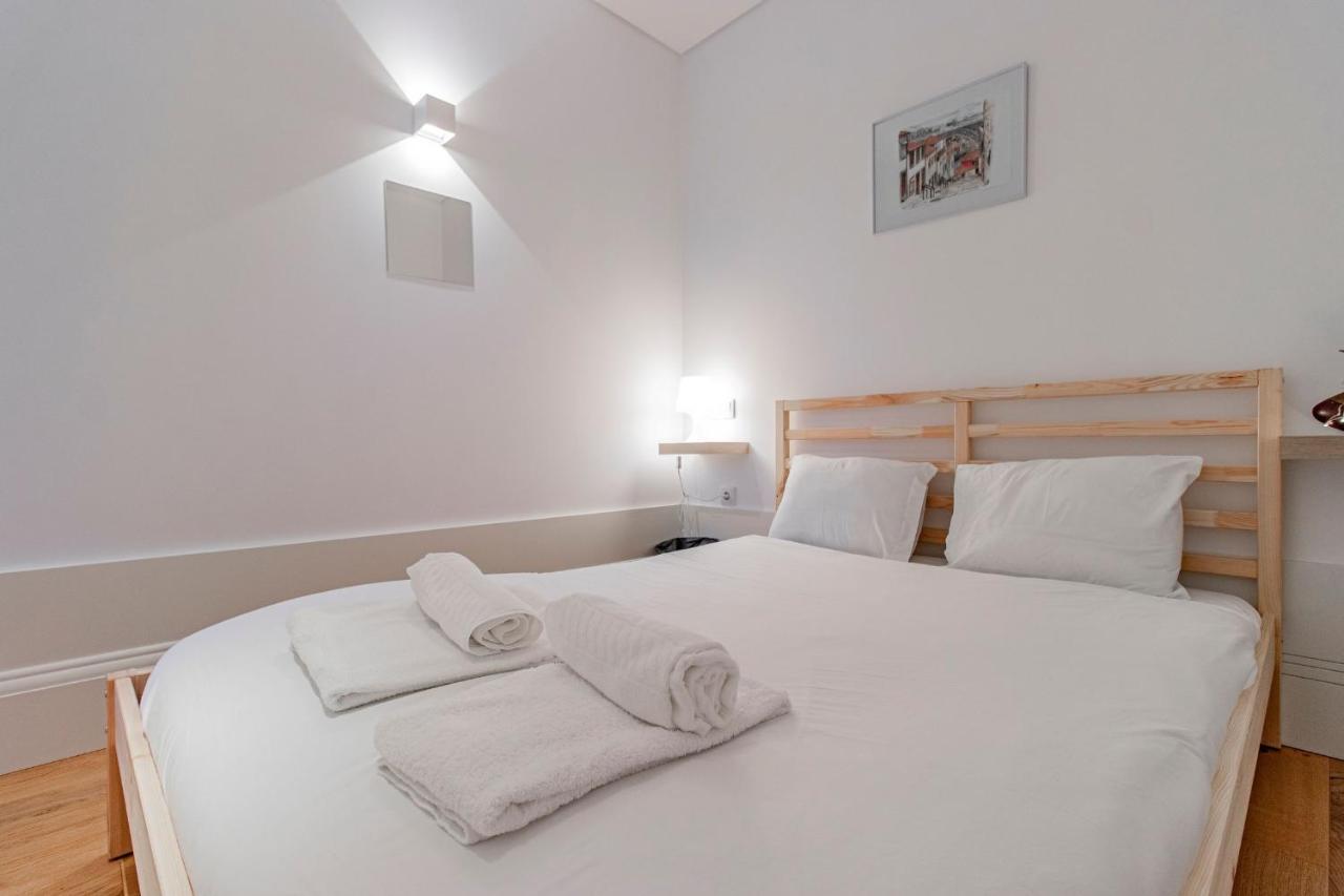 Sweet Studio Apartment W/ Big Balcony By Lovelystay Porto Kültér fotó